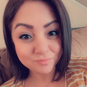 Meet your Posher, Steph